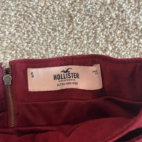 Hollister Red Mini Skirt size small‎ - Picture 2 of 3